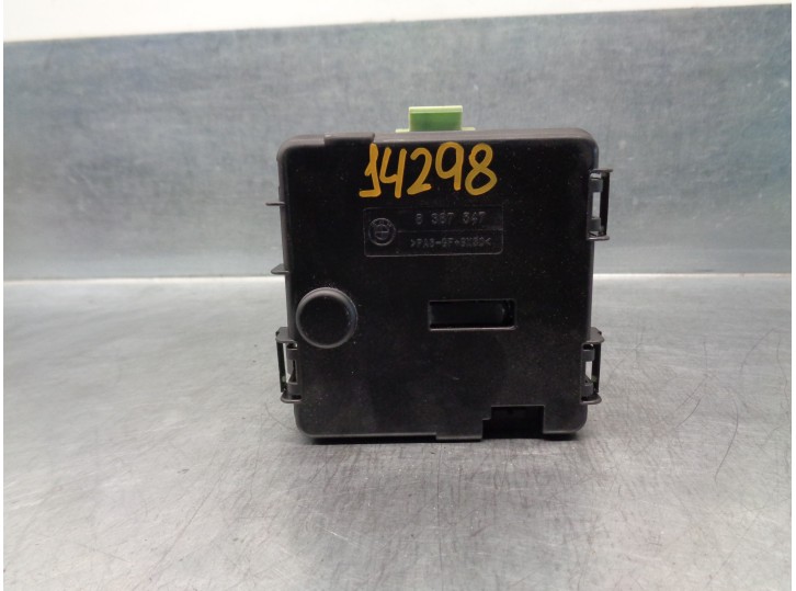 Recambio de caja reles / fusibles para bmw x3 (e83) 2.0 16v diesel cat referencia OEM IAM 8387547 