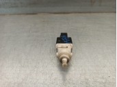 Recambio de interruptor para peugeot boxer caja cerr.techo sobreelev.(bat.4035)(335/440)(2007 => 2.2 hdi cat referencia OEM IAM 