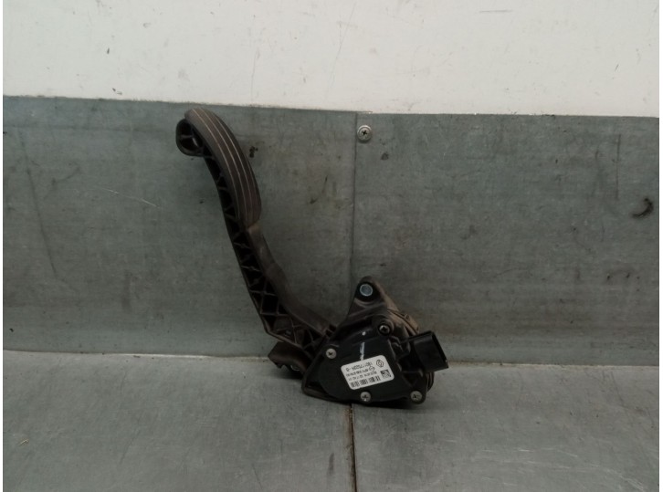 Recambio de potenciometro pedal para opel movano b kasten/combi 2.3 cdti referencia OEM IAM 180107523R 6PV00997800 