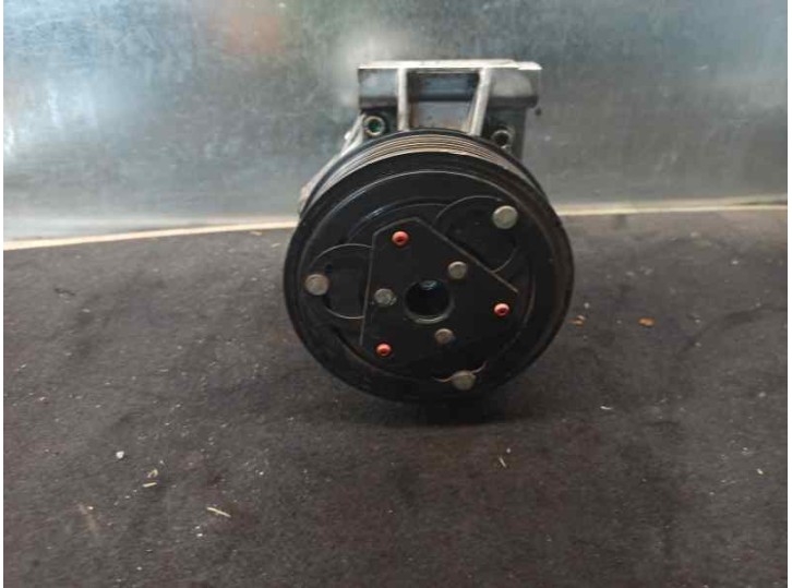 Recambio de compresor aire acondicionado para dacia duster 1.2 16v tce cat referencia OEM IAM 926008367R 