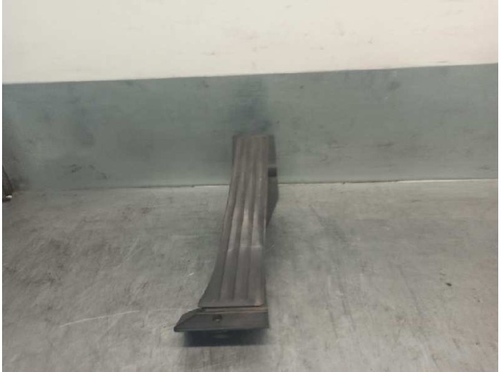 Recambio de potenciometro pedal para bmw x3 (e83) 3.0 turbodiesel referencia OEM IAM 35406766930 25916010 