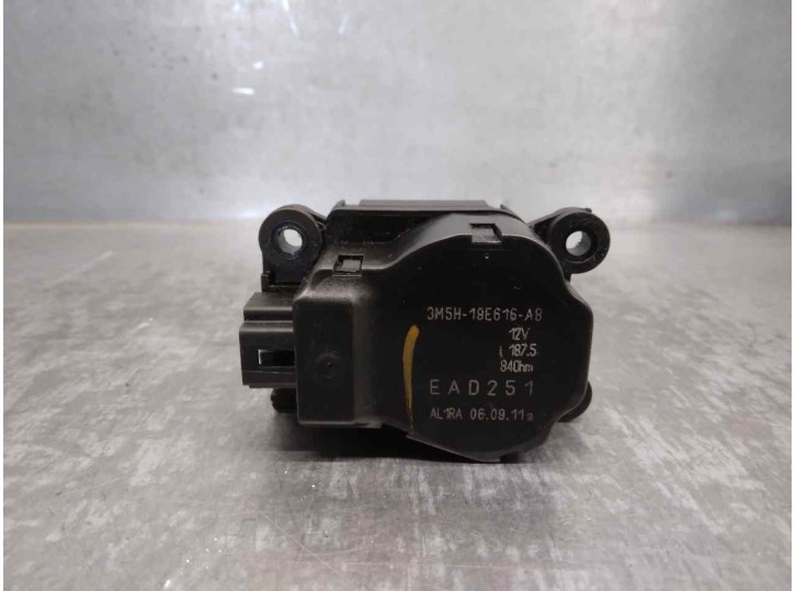 Recambio de motor apertura trampillas climatizador para ford kuga (cbv) 2.0 tdci cat referencia OEM IAM 3M5H19E616AB 