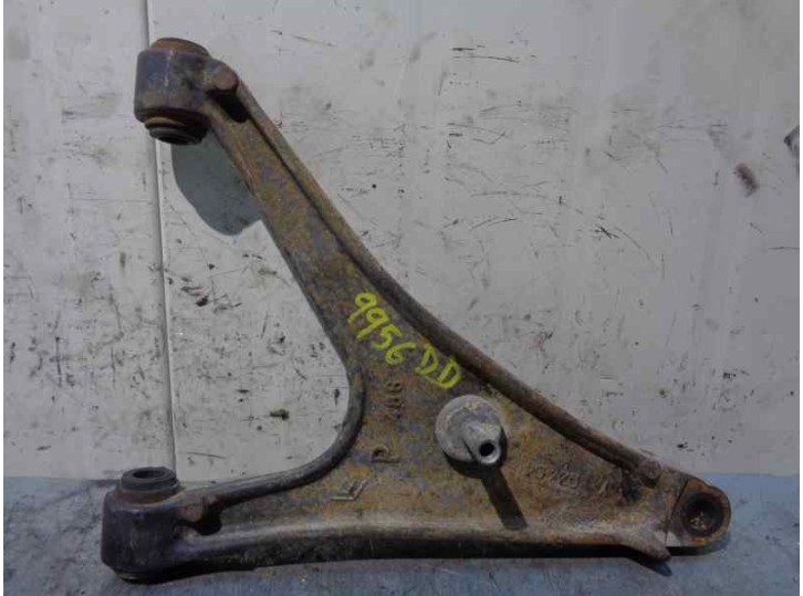 Recambio de brazo suspension inferior delantero derecho para renault trafic (desde 5.89) 1.9 diesel referencia OEM IAM 