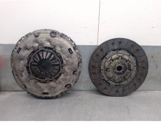 Recambio de kit embrague para opel zafira / zafira family b (a05) 1.9 cdti (m75) referencia OEM IAM 324039410 5666012 LUK