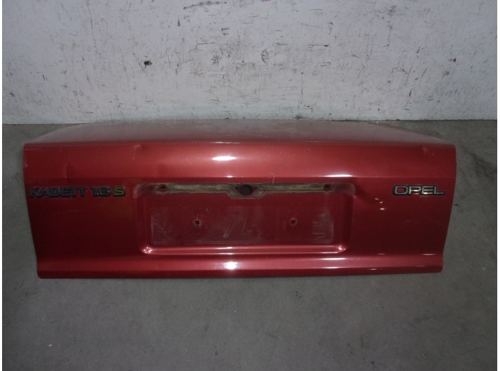Recambio de porton trasero para opel kadett e 1.6 referencia OEM IAM 4855523 GRANATE 4 PUERTAS