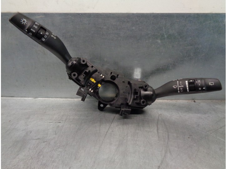 Recambio de mando luces para kia xceed 1.4 tgdi cat referencia OEM IAM 93404J7960  