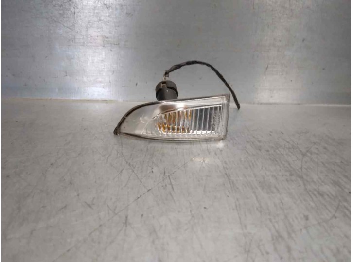 Recambio de piloto delantero izquierdo para renault laguna iii 2.0 dci diesel cat referencia OEM IAM 263027  