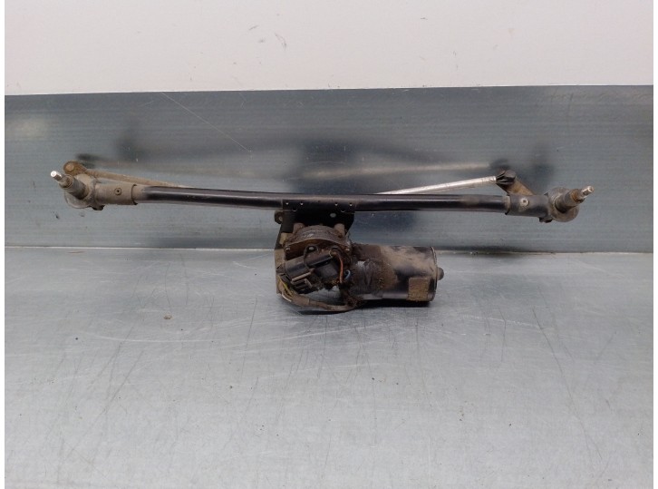 Recambio de motor limpia delantero para opel kadett e 1.6 referencia OEM IAM 22084009  