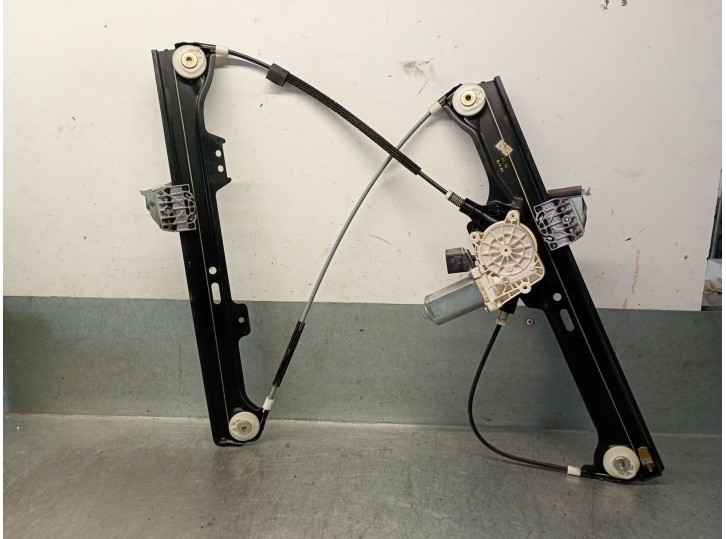 Recambio de elevalunas delantero derecho para bmw serie 5 touring (e61) 2.5 cat referencia OEM IAM 51337184384 51337184384 