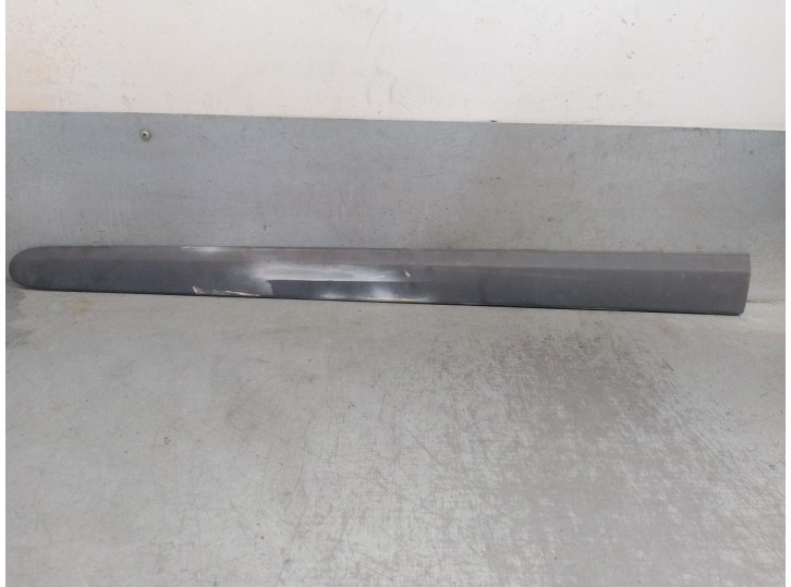 Recambio de moldura para mercedes-benz vito (w639) basic, combi 2.1 cdi cat referencia OEM IAM A6396900162  