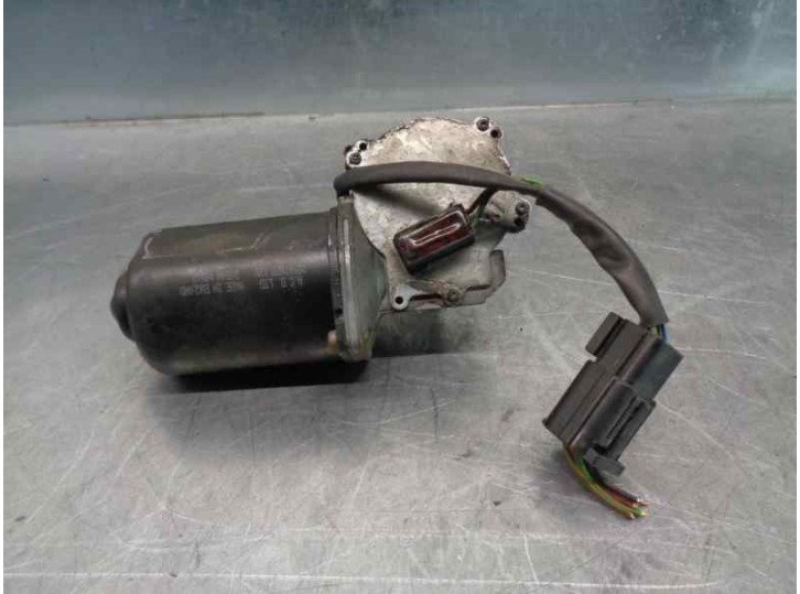 Recambio de motor limpia delantero para mg serie 100 (xp) 111 l referencia OEM IAM 22107877  