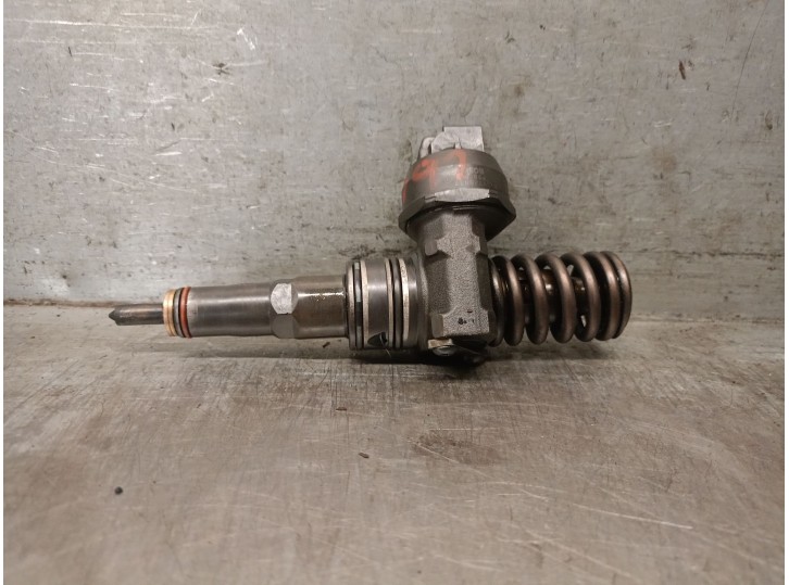 Recambio de inyector para seat ibiza (6l1) 1.9 tdi referencia OEM IAM 038130073AJ 038130073AJ 