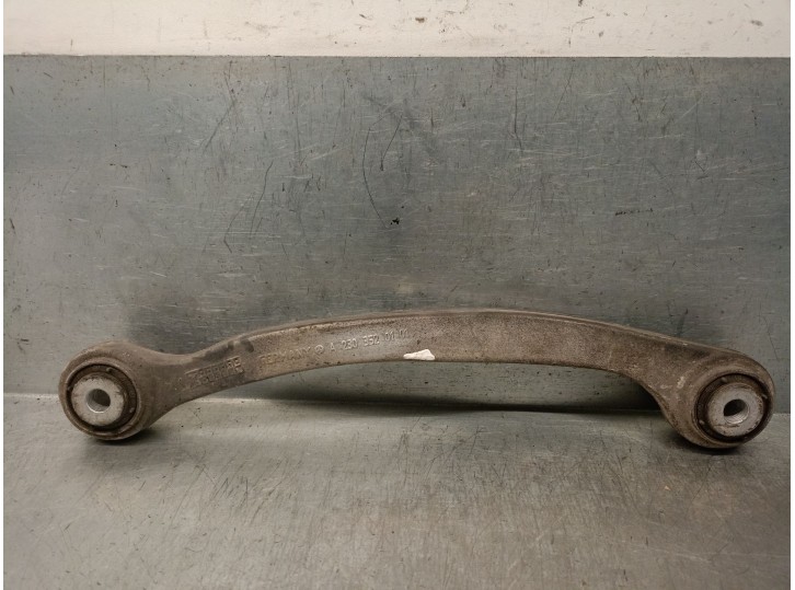 Replacement rear upper right suspension arm for Mercedes-Benz E-Class (W211) E 200 CDI (211.007) OEM IAM reference A