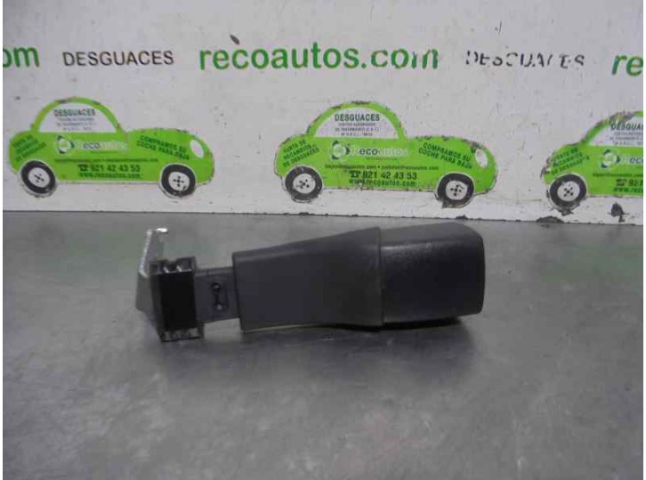 Recambio de enganche cinturon para toyota auris 1.4 turbodiesel cat referencia OEM IAM 295150  