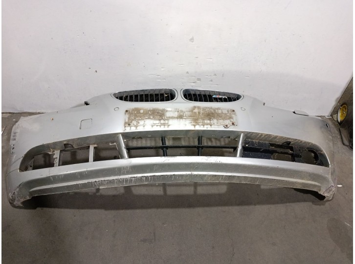 Recambio de paragolpes delantero para bmw serie 5 touring (e61) 2.5 cat referencia OEM IAM 51117111740 51117111740 