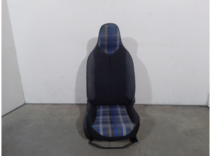 Recambio de asiento delantero derecho para peugeot 108 1.0 vti 72 referencia OEM IAM B000652880 B000652880 