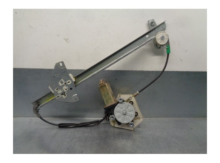 Recambio de elevalunas delantero derecho para volvo s40 berlina 1.9 diesel cat referencia OEM IAM 30623449 2 PINES 4 PUERTAS