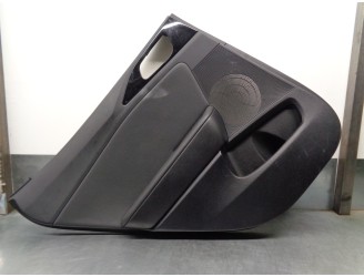 Recambio de guarnecido puerta trasera izquierda para kia xceed 1.4 tgdi cat referencia OEM IAM 83301J7842 83350J7800 