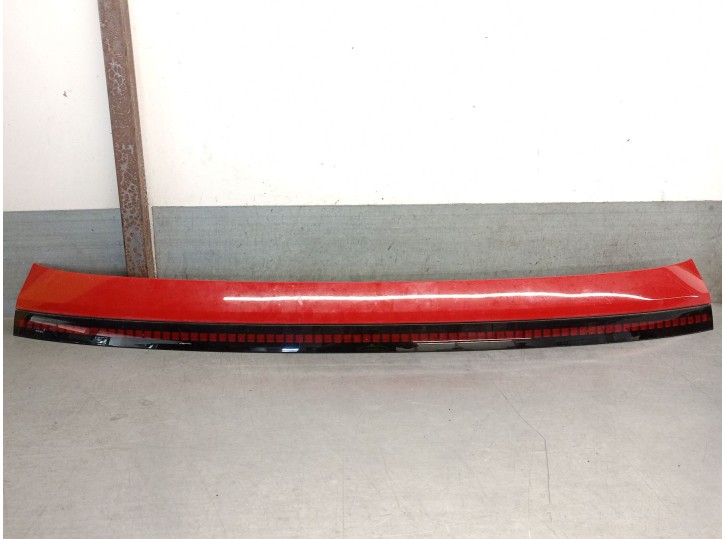 Recambio de piloto trasero central para hyundai kona furgoneta/suv (os, ose, osi) ev referencia OEM IAM 92409HF000  