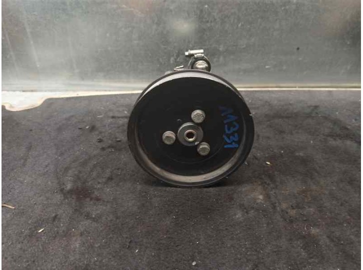 Replacement power steering pump for BMW 3 Series saloon (E46) 1.9 cat OEM IAM reference 6750111B 7613955116 ZF
