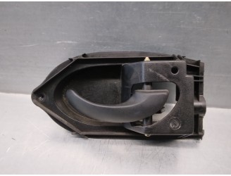 Recambio de maneta interior delantera derecha para ford ka (ccq) 1.3 cat referencia OEM IAM 97KGB22600  3 PUERTAS