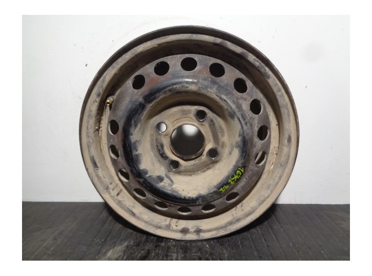 Recambio de llanta para daewoo lanos 1.5 cat referencia OEM IAM 90199169 R135JX13ET49 HIERRO