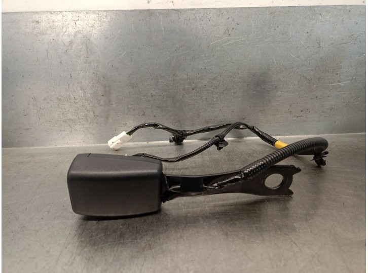 Recambio de enganche cinturon para lexus ct (zwa10_) 200h (zwa10_) referencia OEM IAM 7324076090C0 7324076090C0 