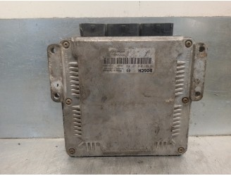 Recambio de centralita motor uce para renault laguna ii (bg0) 1.9 dci diesel referencia OEM IAM 8200048297 0281010297 BOSCH