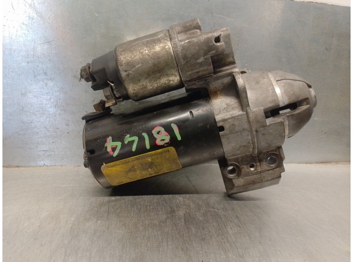Replacement starter motor for BMW 3 Series Touring (E46) 320d OEM IAM reference 12417801203 0001115069 BOSCH