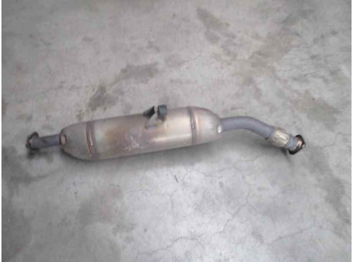 Recambio de tubo escape central para toyota auris 1.4 turbodiesel cat referencia OEM IAM   