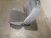 Recambio de asiento delantero derecho para opel frontera a 2.3 turbodiesel referencia OEM IAM TELA GRIS 5 PUERTAS