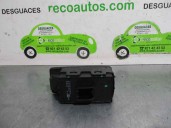 Recambio de mando elevalunas trasero derecho para opel insignia berlina 2.0 cdti cat referencia OEM IAM 13301888 