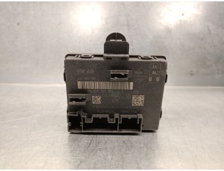 Replacement comfort module for Audi A3 Sportback (8YA, 8YF) 35 TFSI OEM IAM reference 5Q0959595L 