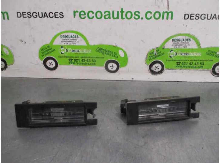 Recambio de piloto matricula para opel insignia berlina 2.0 cdti cat referencia OEM IAM 