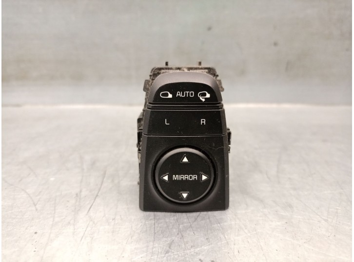 Recambio de mando retrovisor para kia niro i (de) 1.6 gdi hybrid referencia OEM IAM 4C74801000 93530G5040 