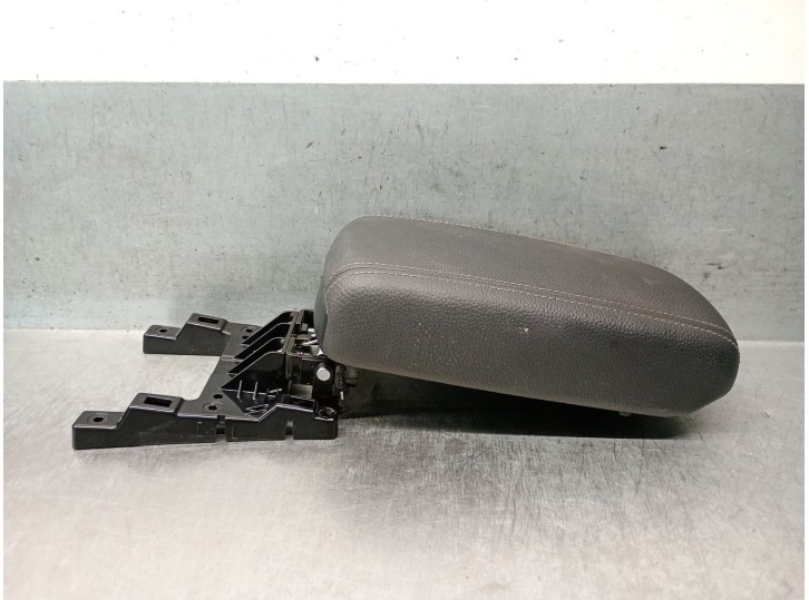 Recambio de apoyabrazos central para kia stonic (yb) 1.0 t-gdi referencia OEM IAM 84660H8000WK 84660H8000WK 