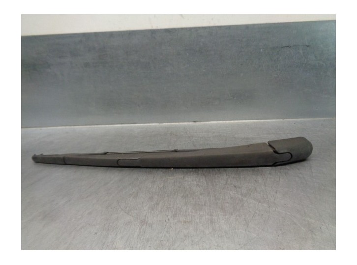 Recambio de brazo limpia trasero para nissan tiida (c11x/sc11x) 1.5 dci turbodiesel cat referencia OEM IAM 28780EM00B  