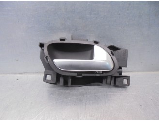 Replacement front right interior door handle for Citroën C-Elysée Exclusive OEM IAM reference 9660525380 9685950280 4 DOORS
