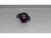 Replacement hazard warning switch for Citroën C1 1.0 VTi OEM IAM reference 15B424 