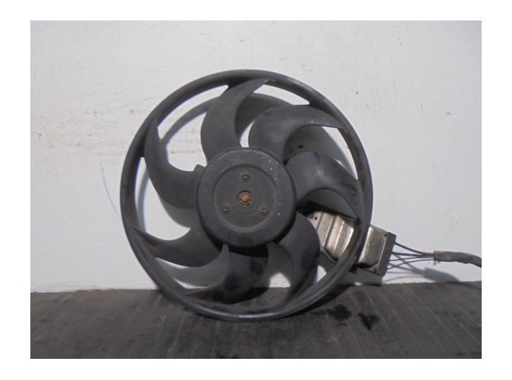 Recambio de electroventilador para volkswagen touareg (7la) 3.0 v6 tdi dpf referencia OEM IAM 7L0959455O 0130303292 BOSH