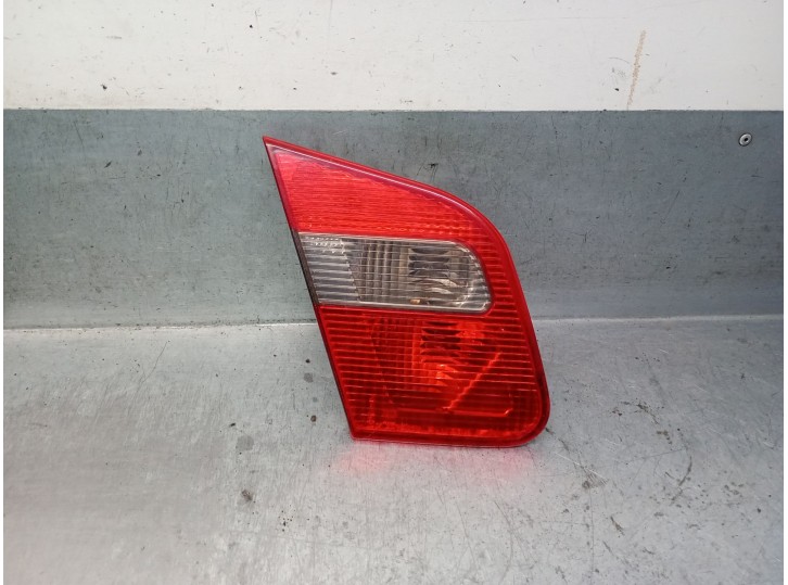 Recambio de piloto trasero izquierdo para mitsubishi carisma (da_) 1.8 gdi (da2a) referencia OEM IAM 151207 151207 