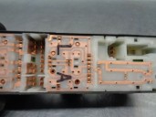 Replacement front left window regulator switch for Nissan Tiida (C11X/SC11X) 1.5 dCi turbodiesel CAT OEM IAM reference 25401