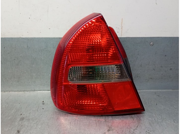Replacement rear left tail light for Mitsubishi Carisma (DA_) 1.8 GDI (DA2A) OEM IAM reference 151085 151085 