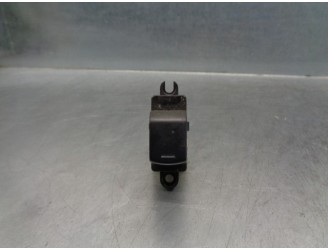 Replacement rear left window lift switch for Nissan Tiida (C11X/SC11X) 1.5 dCi turbodiesel cat OEM IAM reference 25411AX