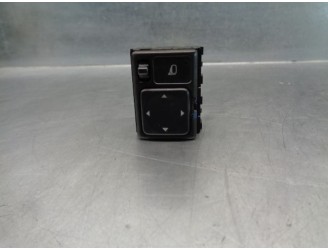 Replacement mirror control switch for Nissan Tiida (C11X/SC11X) 1.5 dCi turbodiesel cat OEM IAM reference 25570CT01B 