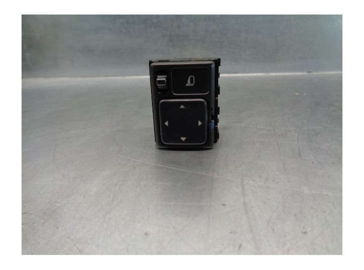 Recambio de mando retrovisor para nissan tiida (c11x/sc11x) 1.5 dci turbodiesel cat referencia OEM IAM 25570CT01B 
