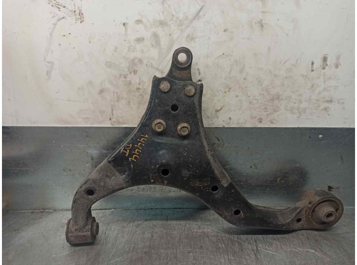 Replacement front left lower suspension arm for Hyundai Tucson (JM) 2.0 CRDi CAT OEM IAM reference 545002EXXX 