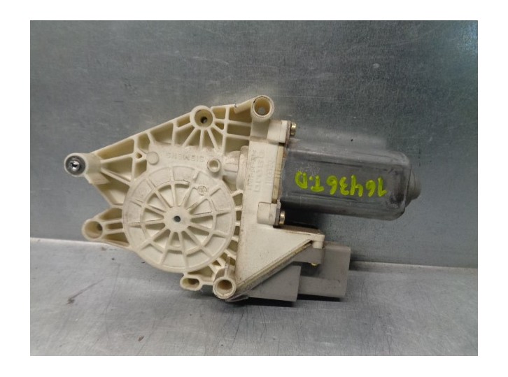 Recambio de motor elevalunas trasero derecho para citroën c5 berlina 2.0 hdi referencia OEM IAM 9632533380 6 PINES 5 PUERTAS