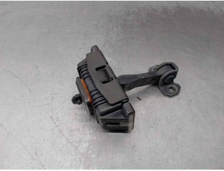 Recambio de retenedor puerta para mercedes-benz vito tourer (447) 2.0 cdi cat referencia OEM IAM A4477207500 DELANTERA DERECHA 5