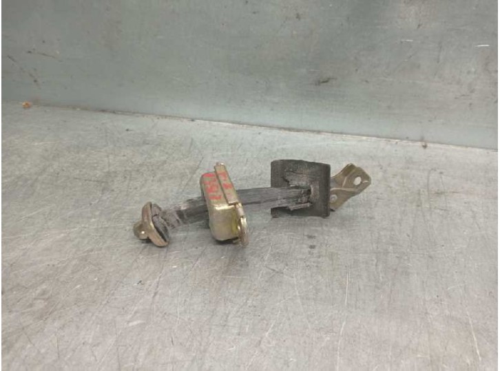 Recambio de retenedor puerta para mitsubishi space star (dg0) 1.3 cat referencia OEM IAM 